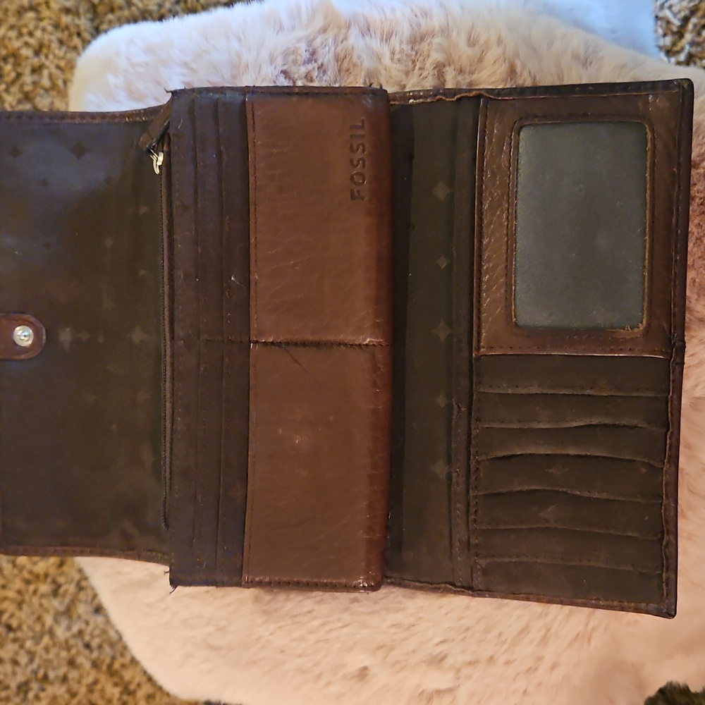 Vintage Fossil Brown Leather Wallet - Picture 4 of 6